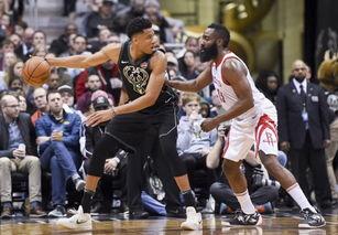 带你吃瓜鸡哥篮球视频,吃瓜鸡哥精彩视频回顾