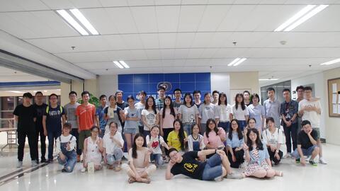 南京理工学院吃瓜视频,校园生活趣味瞬间大揭秘