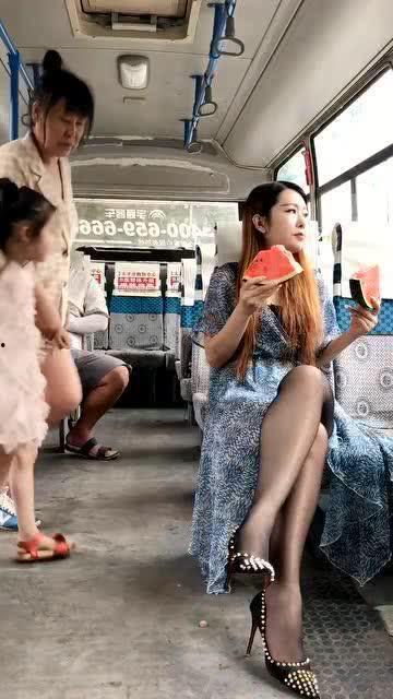 扭腿瓜怎么吃最好视频,视频教你轻松烹饪