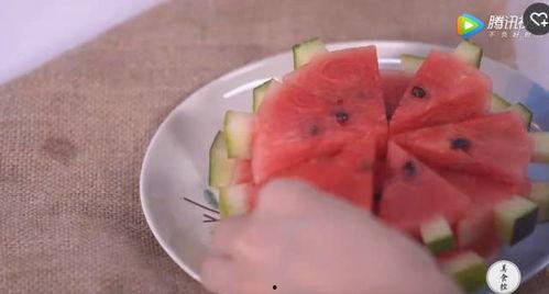 儿童花式吃瓜视频下载,儿童花式吃瓜视频下载，解锁夏日欢乐时光